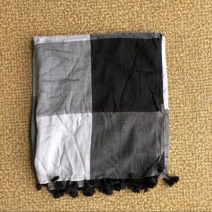 Checkered Lululemon Scarf